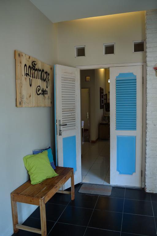 Cipta Guesthouse Джокьякарта Экстерьер фото
