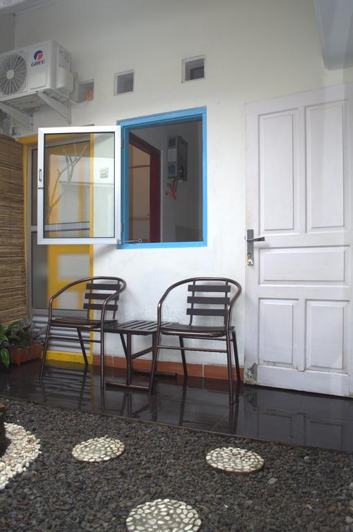Cipta Guesthouse Джокьякарта Экстерьер фото